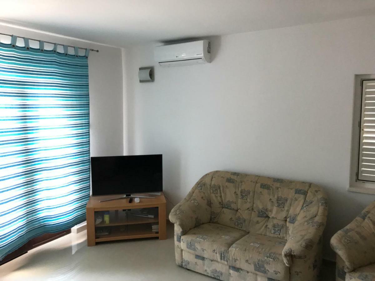 Apartments Volarevic Blace Dış mekan fotoğraf